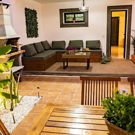 Villa Magma يايثا المظهر الخارجي الصورة